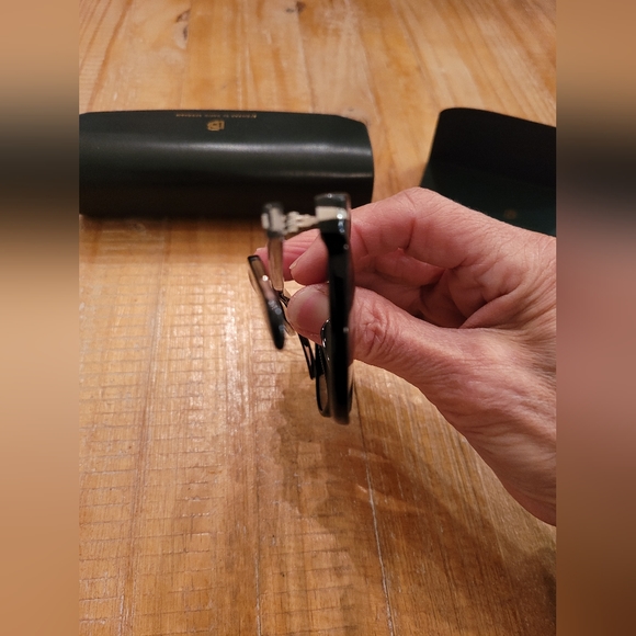 Eyewear by David Beckham - Picture 5 of 8